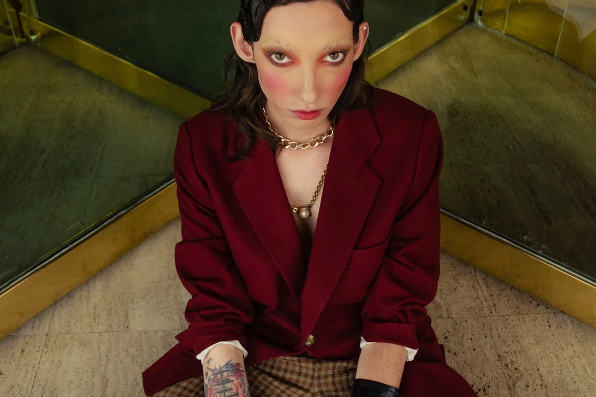 Faye fashion editorial look