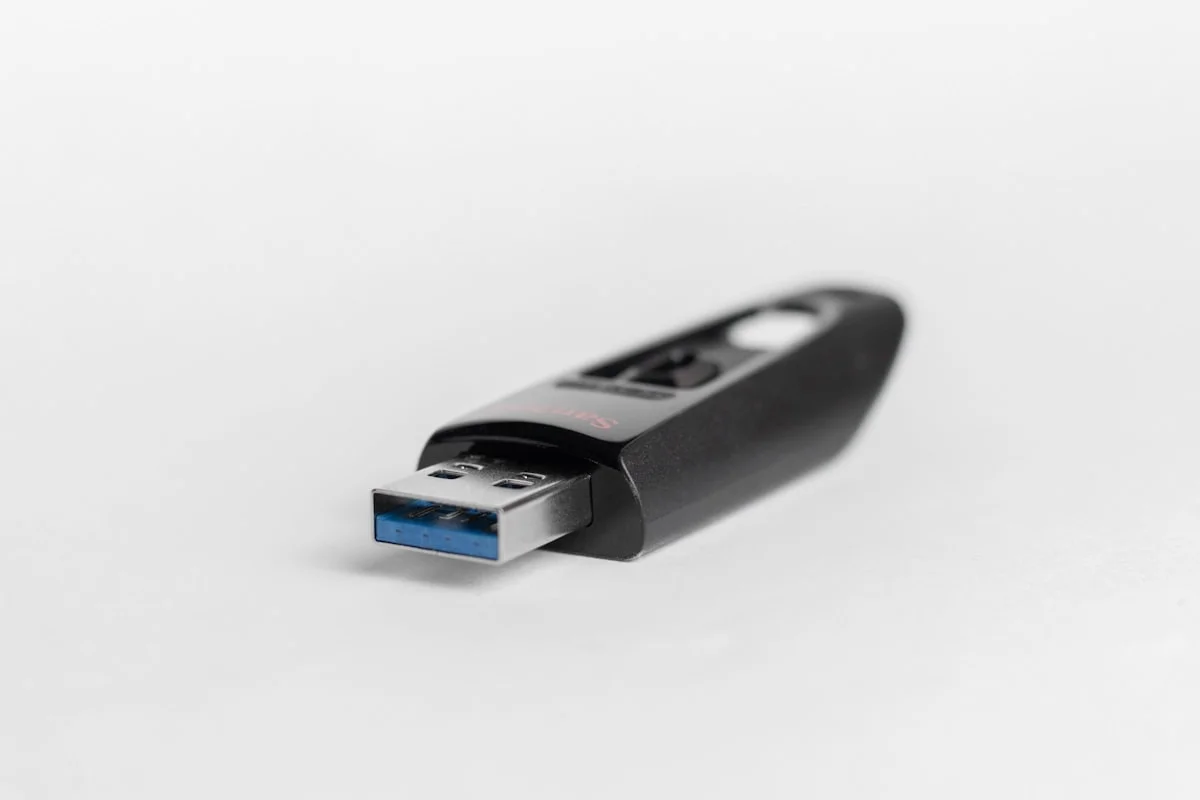 Promomilia custom USB flash drive