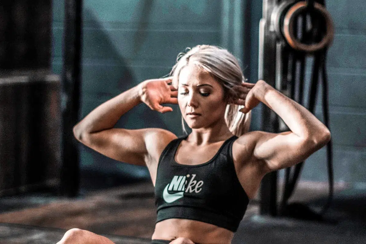 Shopunicore athlete in performance activewear